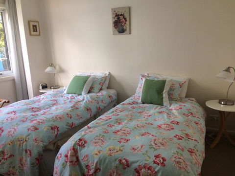 Anchorage Waterfront Retreat - Accommodation Rockhampton 16