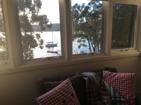 Anchorage Waterfront Retreat - Accommodation Rockhampton 12