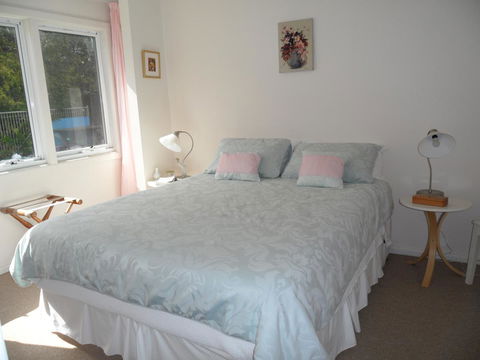 Anchorage Waterfront Retreat - Accommodation Rockhampton 15