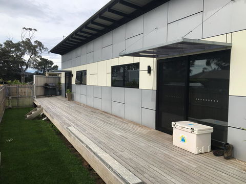Georges Bay Apartments - Accommodation Rockhampton 14