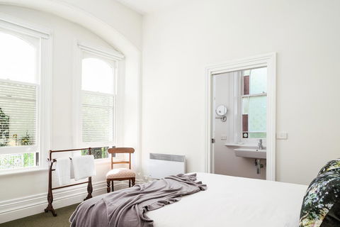 The Florance - Accommodation Rockhampton 22