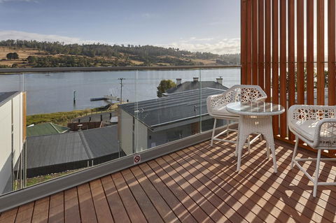 Rosevears Riverview Hotel - Accommodation Rockhampton 8