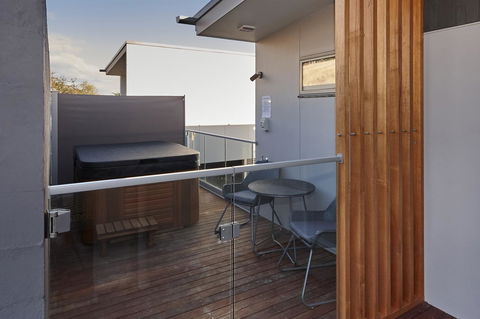 Rosevears Riverview Hotel - Accommodation Rockhampton 11
