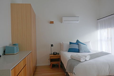 Rosevears Riverview Hotel - Accommodation Rockhampton 4