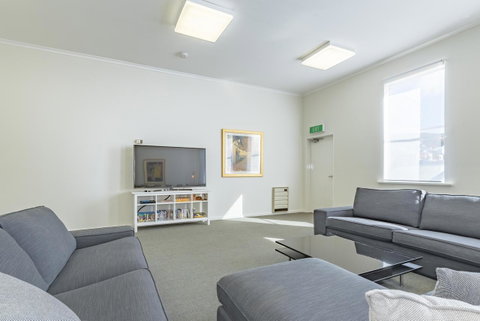4 Bedroom House - Hobart CBD - Free Parking - Free WIFI - Accommodation Rockhampton 20