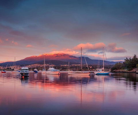 Million Dollar Views - Accommodation Rockhampton 2