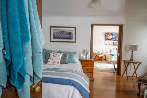 Million Dollar Views - Accommodation Rockhampton 34