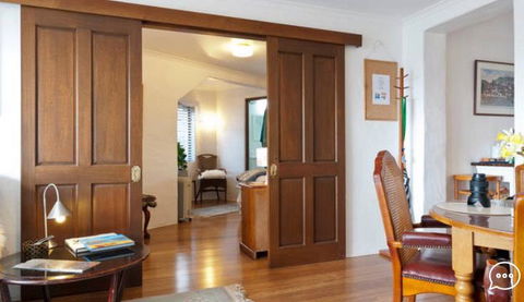 Million Dollar Views - Accommodation Rockhampton 5