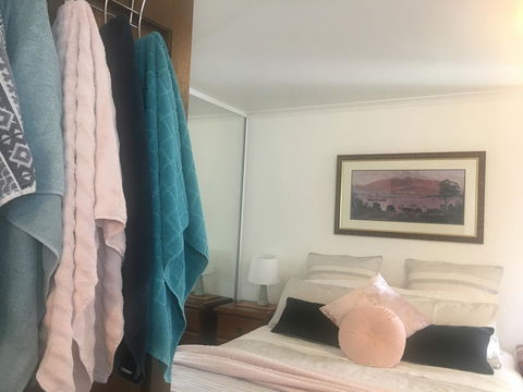 Million Dollar Views - Accommodation Rockhampton 1