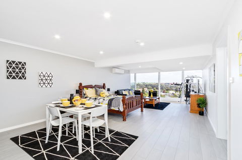 Views Forever - Devonport - Accommodation Rockhampton 4