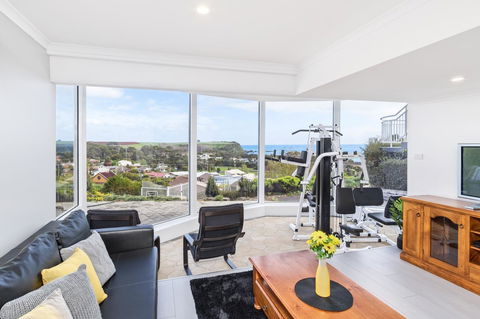 Views Forever - Devonport - Accommodation Rockhampton 0