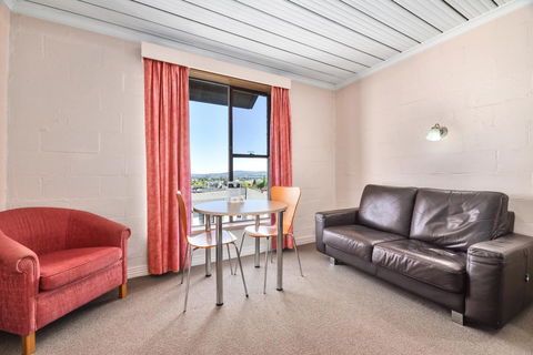 Balmoral On York - Accommodation Rockhampton 8