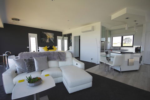 Horizon Deluxe Apartments - Accommodation Rockhampton 1