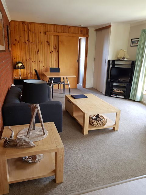 Blue Seas Holiday Villas - Accommodation Rockhampton 41