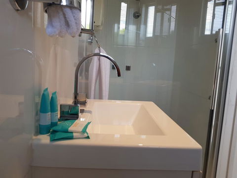 Blue Seas Holiday Villas - Accommodation Rockhampton 21
