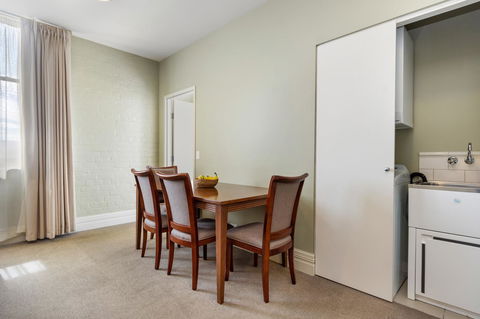 Launceston Central Apartment Hotel Official - Accommodation Rockhampton 4