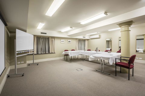Launceston Central Apartment Hotel Official - Accommodation Rockhampton 22