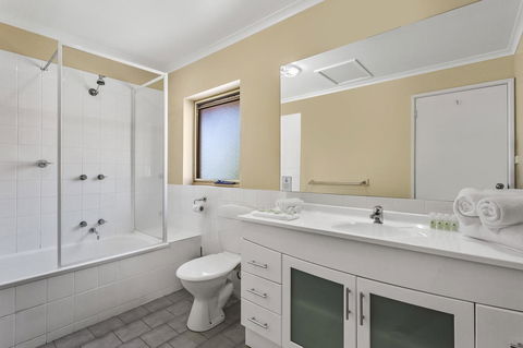 Elphin Serviced Apartments - Accommodation Rockhampton 38
