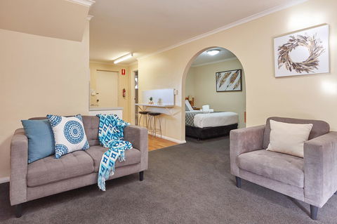 Elphin Serviced Apartments - Accommodation Rockhampton 9
