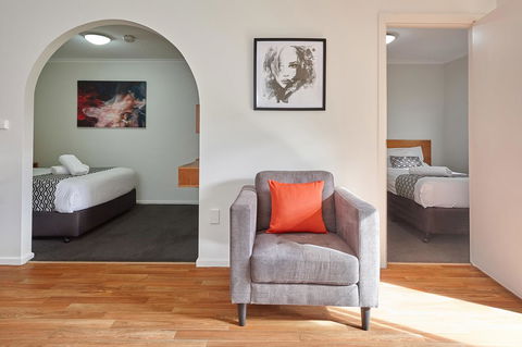 Elphin Serviced Apartments - Accommodation Rockhampton 5
