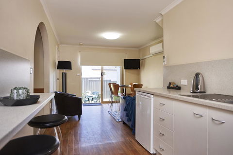 Elphin Serviced Apartments - Accommodation Rockhampton 30