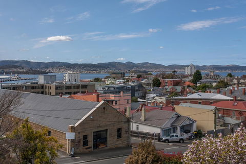 110 Hampden Apartments - Accommodation Rockhampton 28