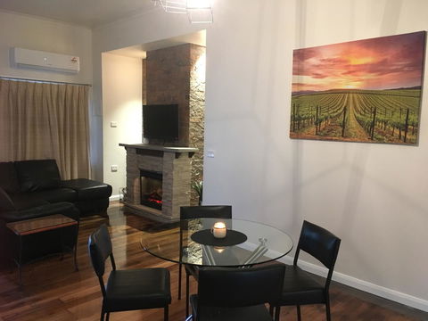 Apartment 5ive - Accommodation Rockhampton 15