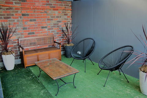 Apartment 5ive - Accommodation Rockhampton 8