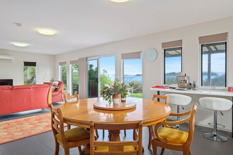 Manfield Seaside Bruny Island - Accommodation Rockhampton 6