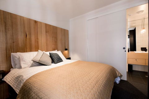 105 Mac Unique Apartments - Accommodation Rockhampton 8