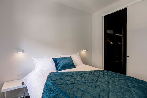 105 Mac Unique Apartments - Accommodation Rockhampton 16
