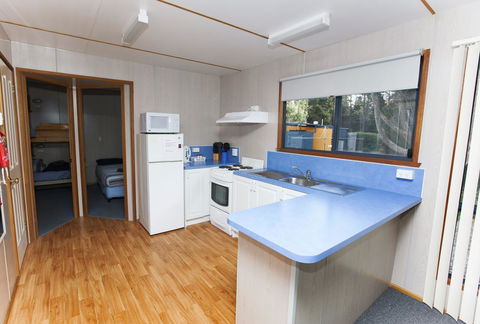 Seven Mile Beach Cabin And Caravan Park - Accommodation Rockhampton 16