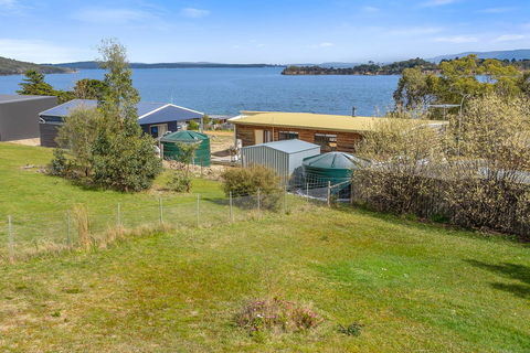 Omaroo Cottage Bruny Island - Accommodation Rockhampton 13