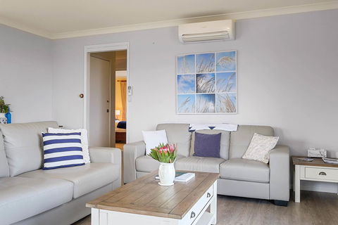 Omaroo Cottage Bruny Island - Accommodation Rockhampton 4