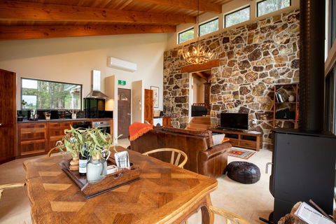 Adventure Bay Retreat Bruny Island - Accommodation Rockhampton 22