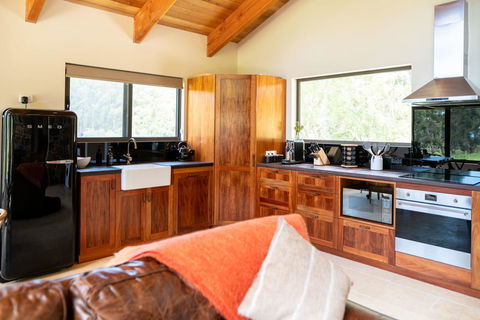 Adventure Bay Retreat Bruny Island - Accommodation Rockhampton 21