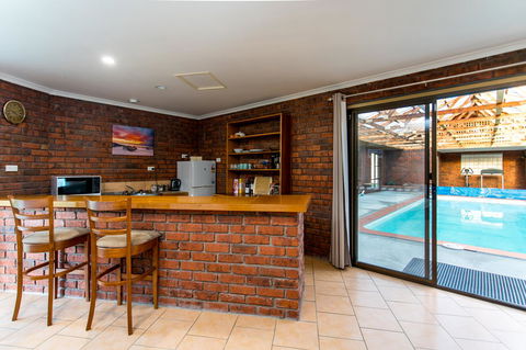 Acton Park Holiday Units - Accommodation Rockhampton 12