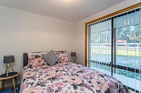 Acton Park Holiday Units - Accommodation Rockhampton 4