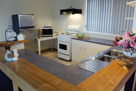 Mermaids Of Bicheno - Accommodation Rockhampton 10