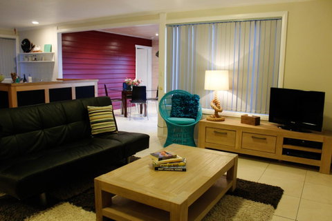 Mermaids Of Bicheno - Accommodation Rockhampton 2