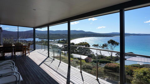 SEA EAGLE COTTAGE Amazing Views Of Bay Of Fires - Accommodation Rockhampton 0