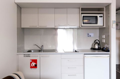 St Ives Apartments - Accommodation Rockhampton 11
