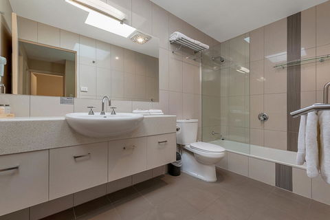 Bay View Villas - Accommodation Rockhampton 1