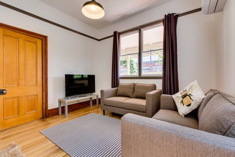 Rosehaven Cottage - Accommodation Rockhampton 10