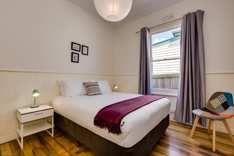 Rosehaven Cottage - Accommodation Rockhampton 6