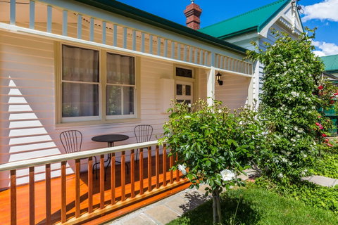 Rosehaven Cottage - Accommodation Rockhampton 11
