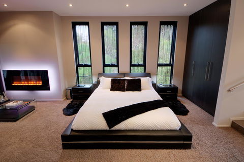 Amare Beachside Luxury - Accommodation Rockhampton 13