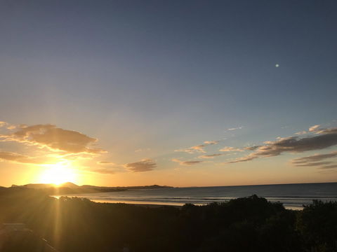 Amare Beachside Luxury - Accommodation Rockhampton 9