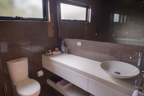 Amare Beachside Luxury - Accommodation Rockhampton 14