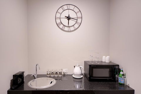 Amare Beachside Luxury - Accommodation Rockhampton 17